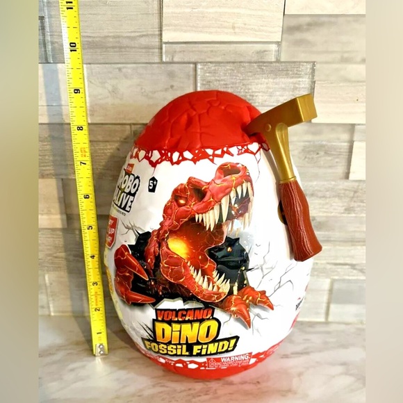 Zuru Robo Alive Volcano Dino Fossil Find Real Life Robotic Pet Dig and Build - Picture 5 of 5